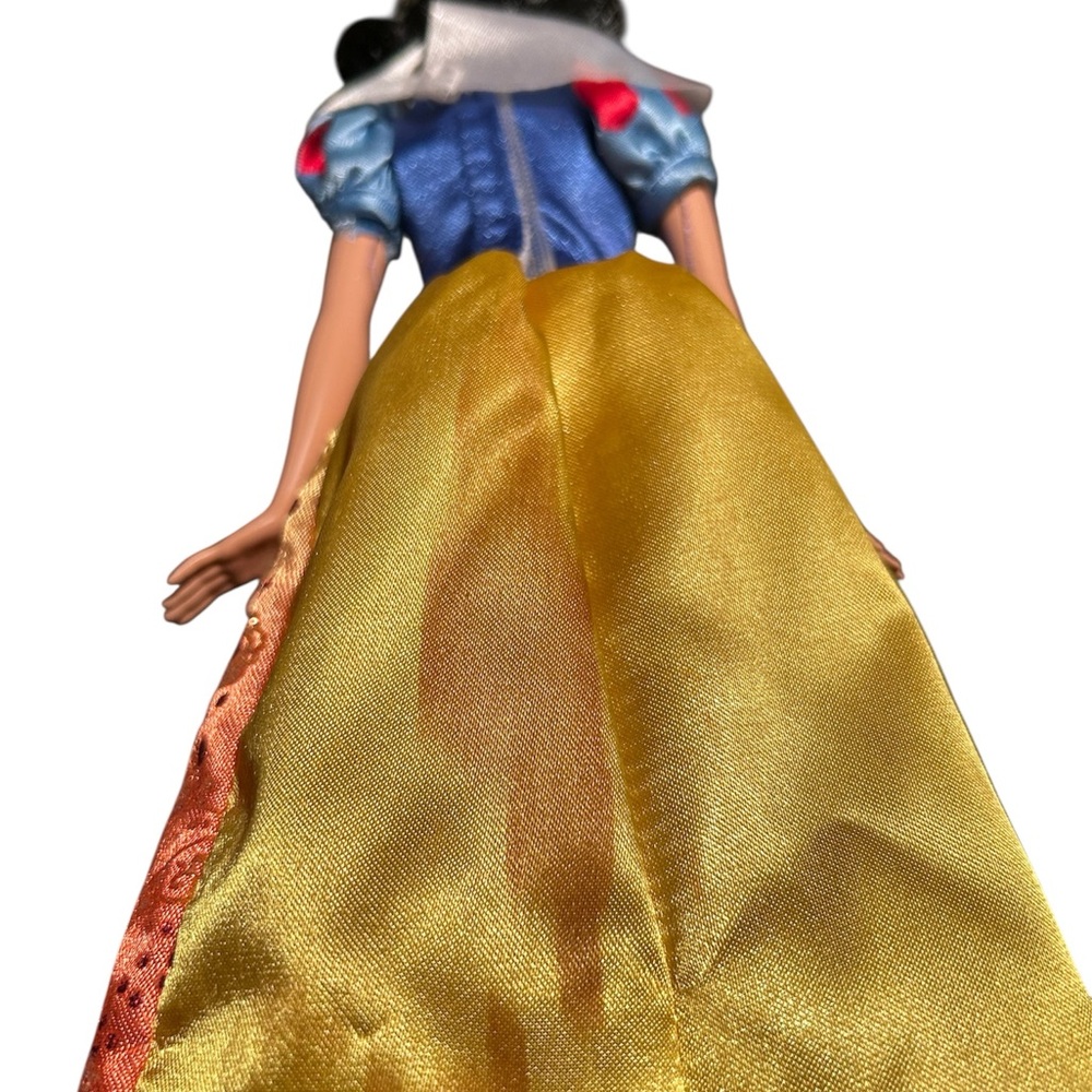 Snow White Sparkling Princess Doll 2008 Disney Princess Mattel No Box - Picture 3 of 3